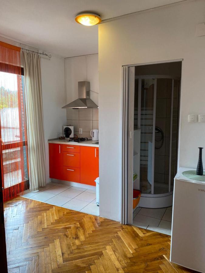 Apartmani Dana Sukošan Esterno foto