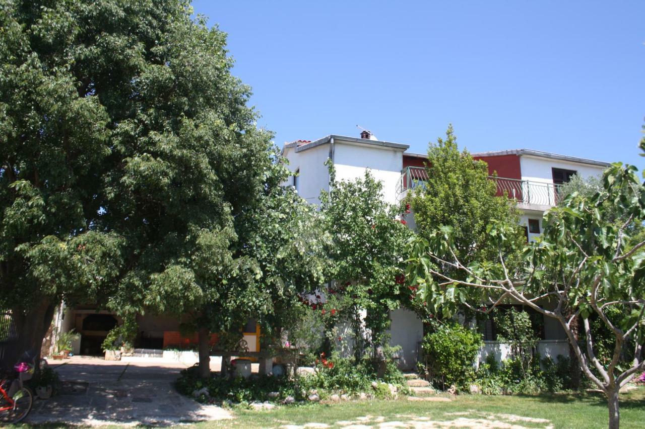 Apartmani Dana Sukošan Esterno foto