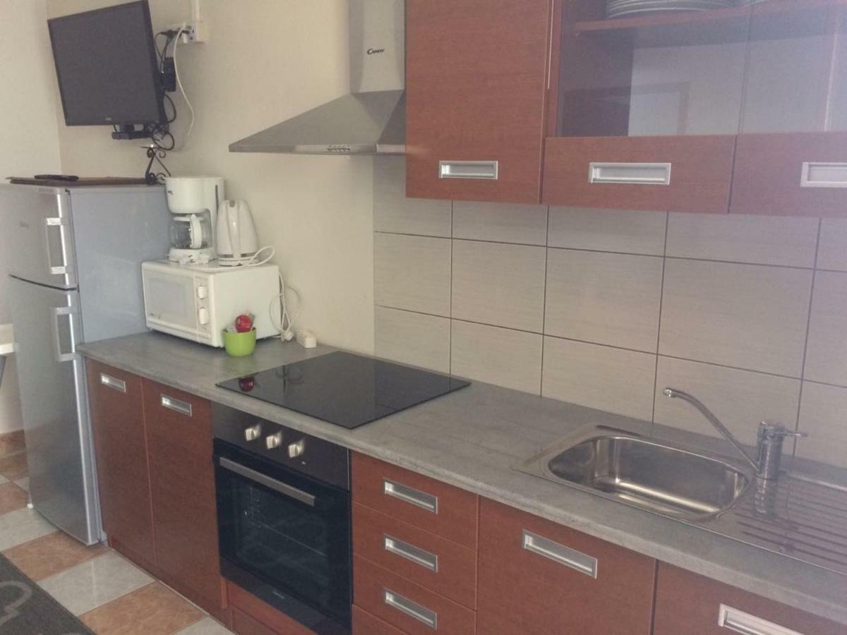 Apartmani Dana Sukošan Esterno foto