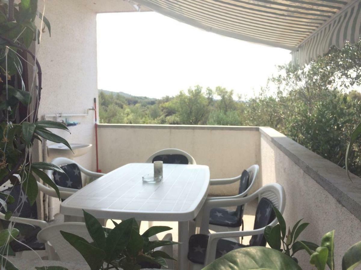 Apartmani Dana Sukošan Esterno foto