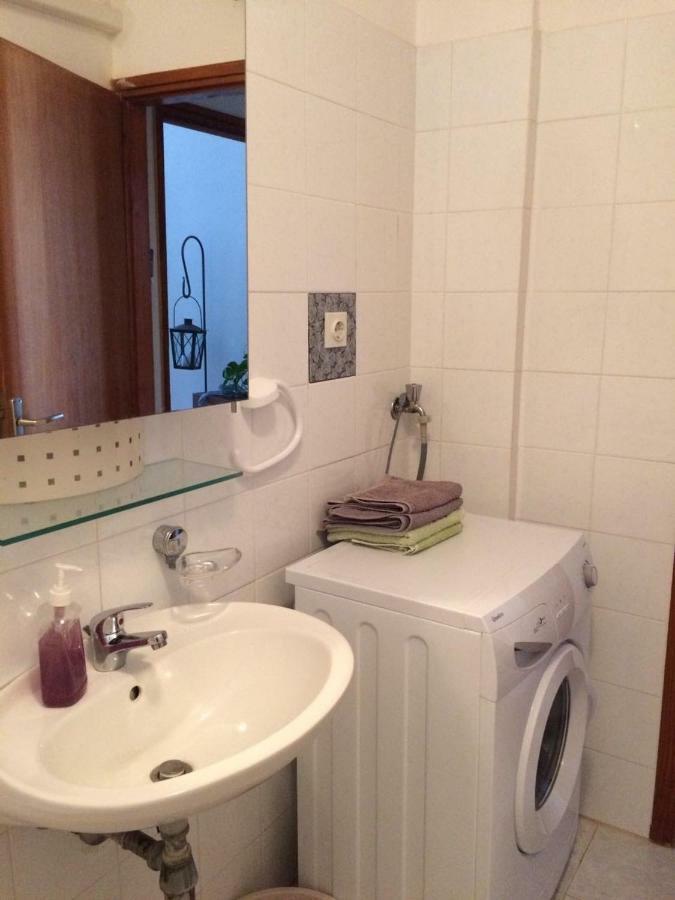 Apartmani Dana Sukošan Esterno foto