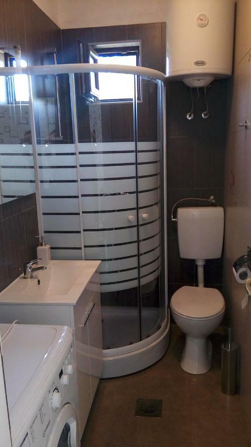 Apartmani Dana Sukošan Esterno foto